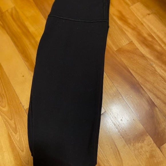 Lululemon | Align™ High-Rise Leggings| Black | Size 6 - Picture 5 of 7